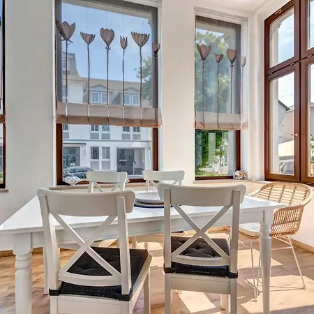 公寓 Villa Kramme Wohnung B 塞巴特黑灵斯多夫